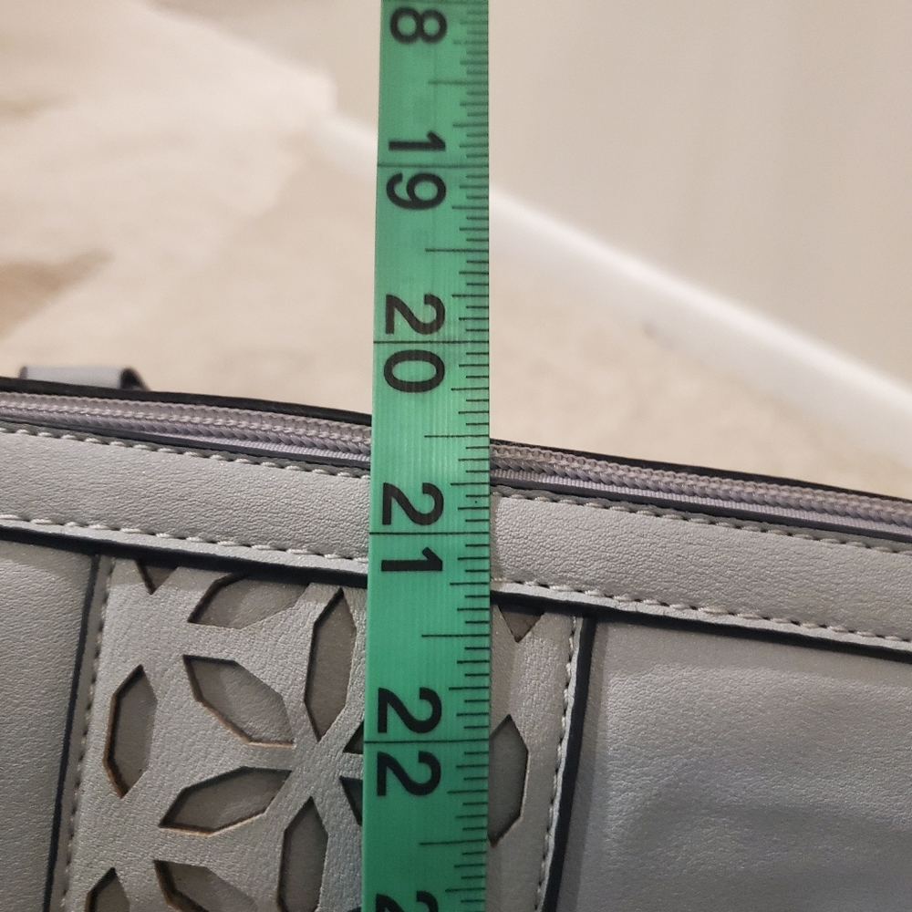Shoulder bag🍒 - Picture 16 of 16
